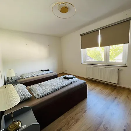 4 Appartments L 24 Beds L 11 Bedrooms L Fast Wifi Apartment Bochum
