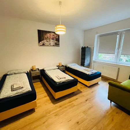 Apartment 4 Appartments L 24 Beds L 11 Bedrooms L Fast Wifi Bochum